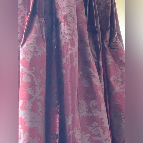 Waverly 1 pair of pinched pleat panels with rings, burgundy nwt curtains  25x84 - Picture 11 of 13